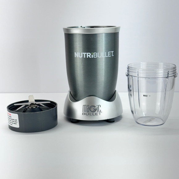 NutriBullet Magic Bullet Personal Blender NB-101 Gray 600W Corded Smoothies - Picture 1 of 9